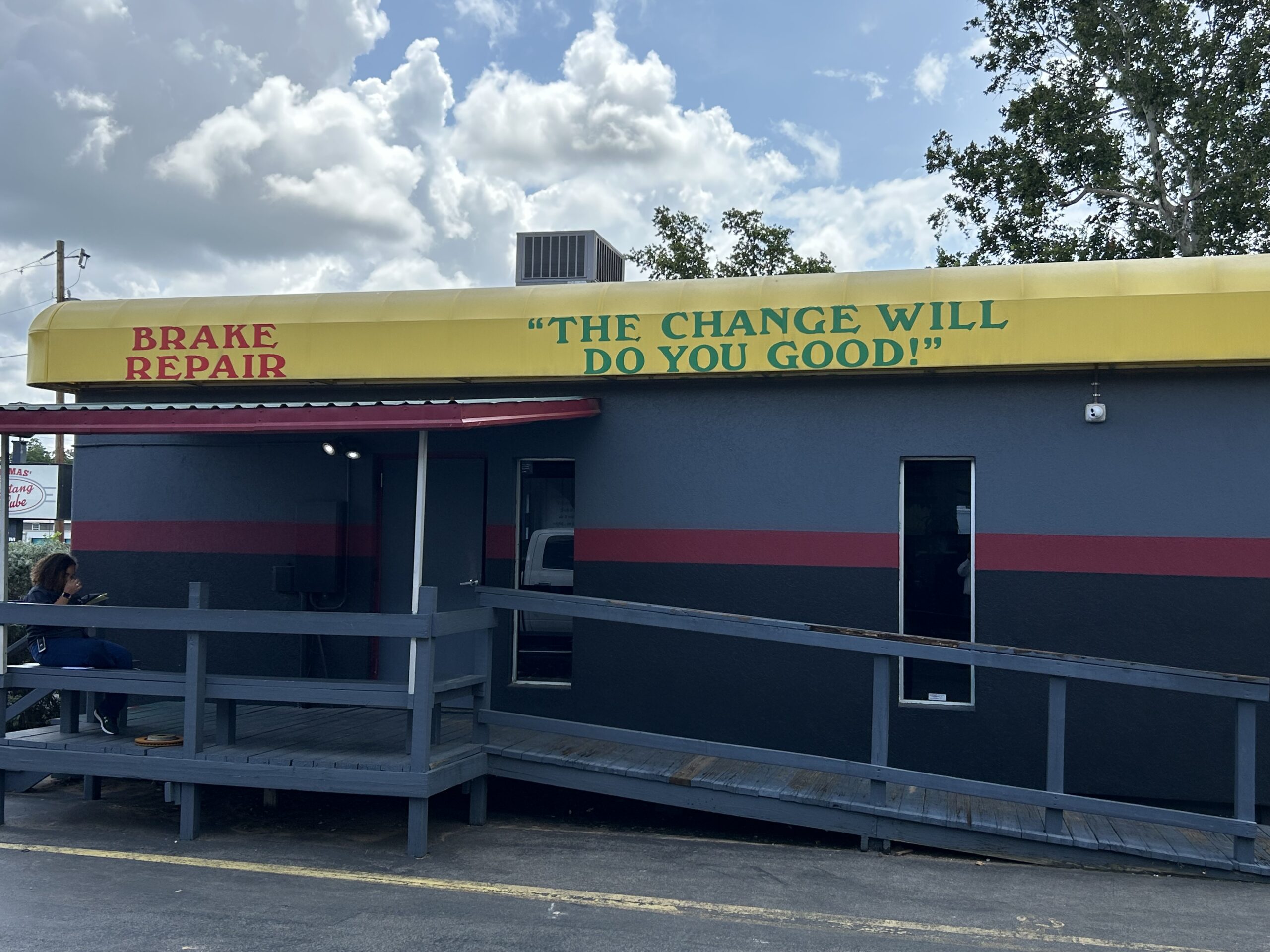 thomasmustanglubeandautorepair